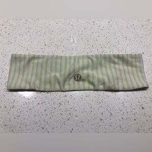 Lululemon Reversible Retro Striped Headband